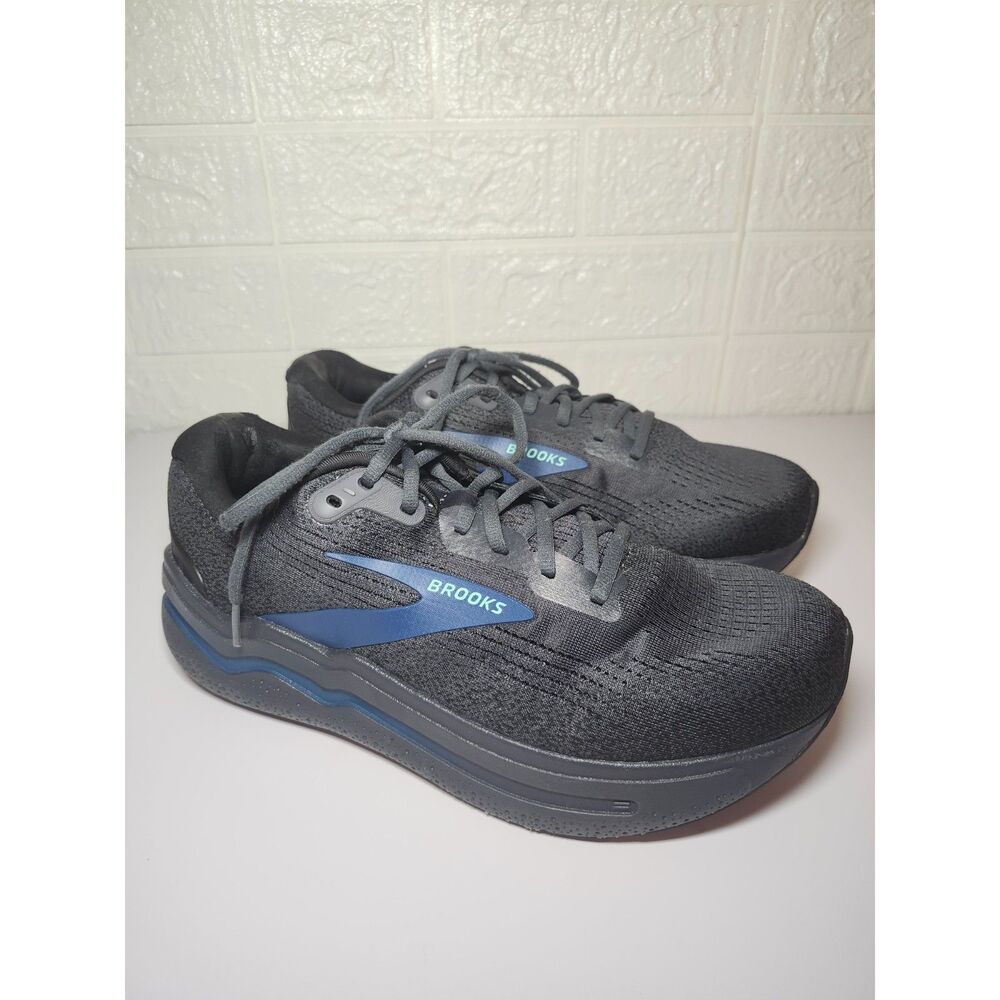 Brooks Men's Ghost Max 2 Black 9.5 Men's Running Athletic Extra Wide